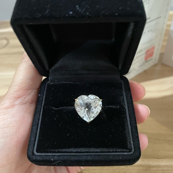 K18 18k Real Gold Japan Natural Topaz or White Topaz (April) heart ring YG - Picture 3 of 11